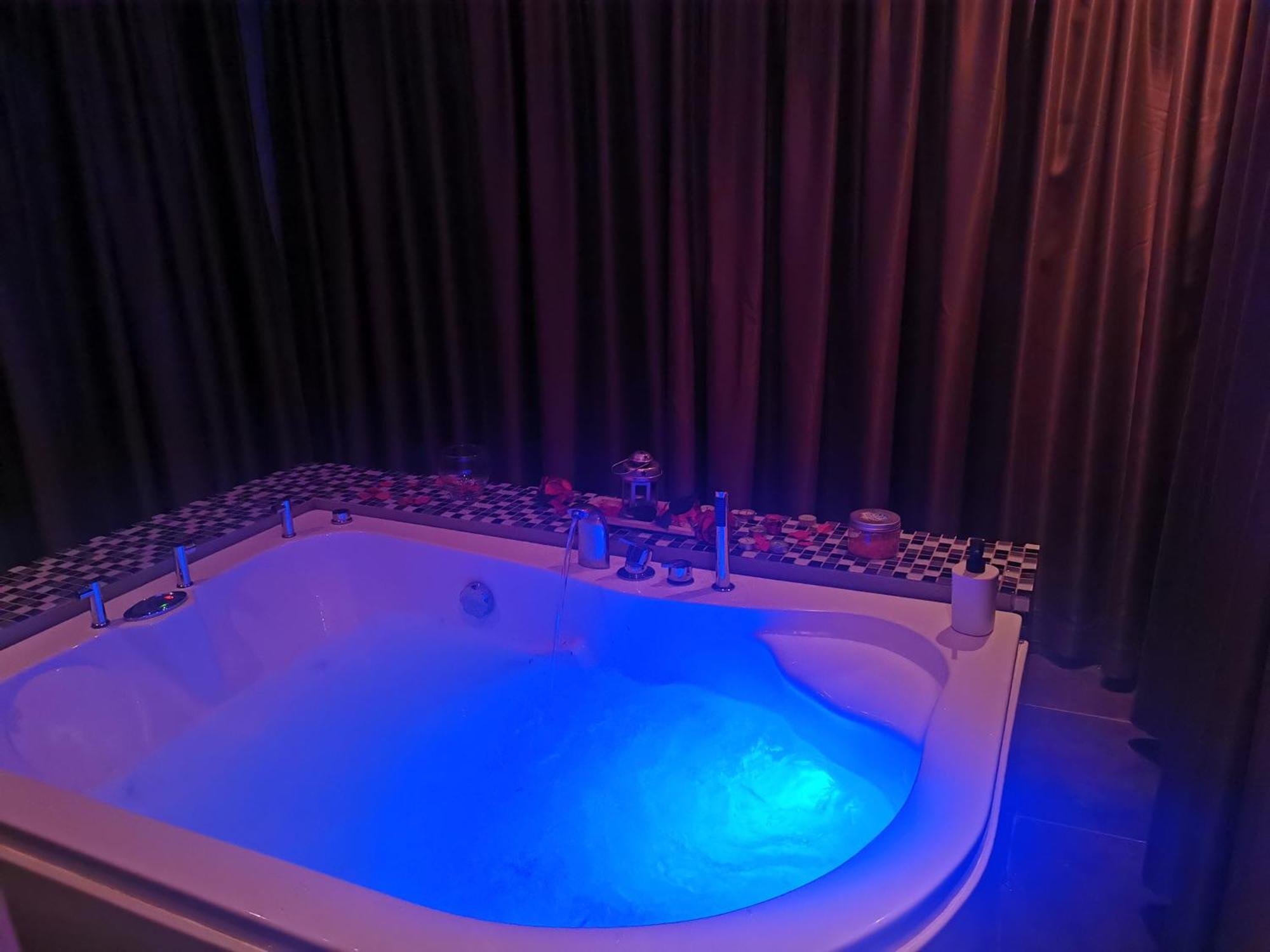 Intima Spa Apartmani Белград Номер фото